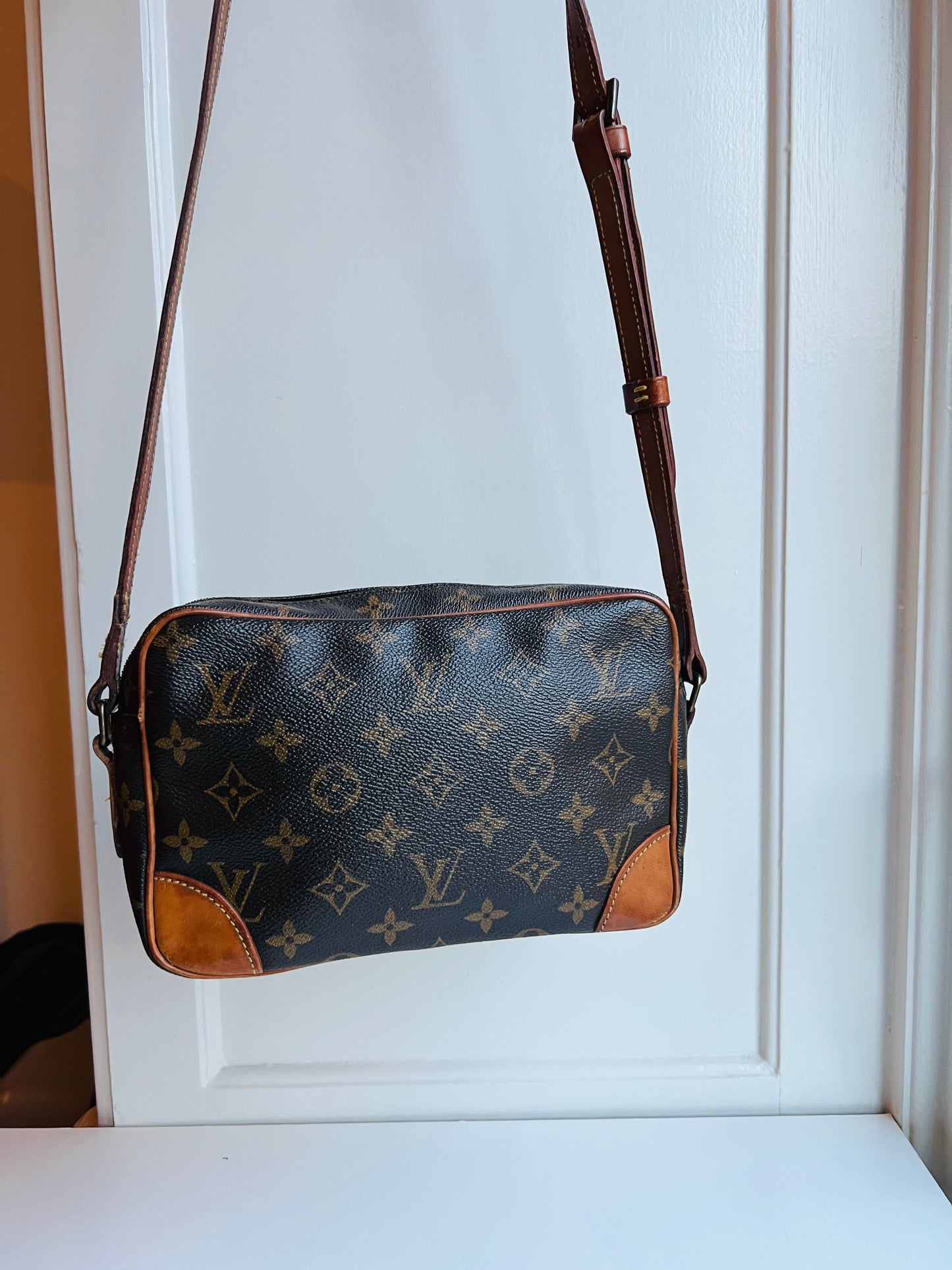 Louis Vuitton Trocadéro 27 Monogram