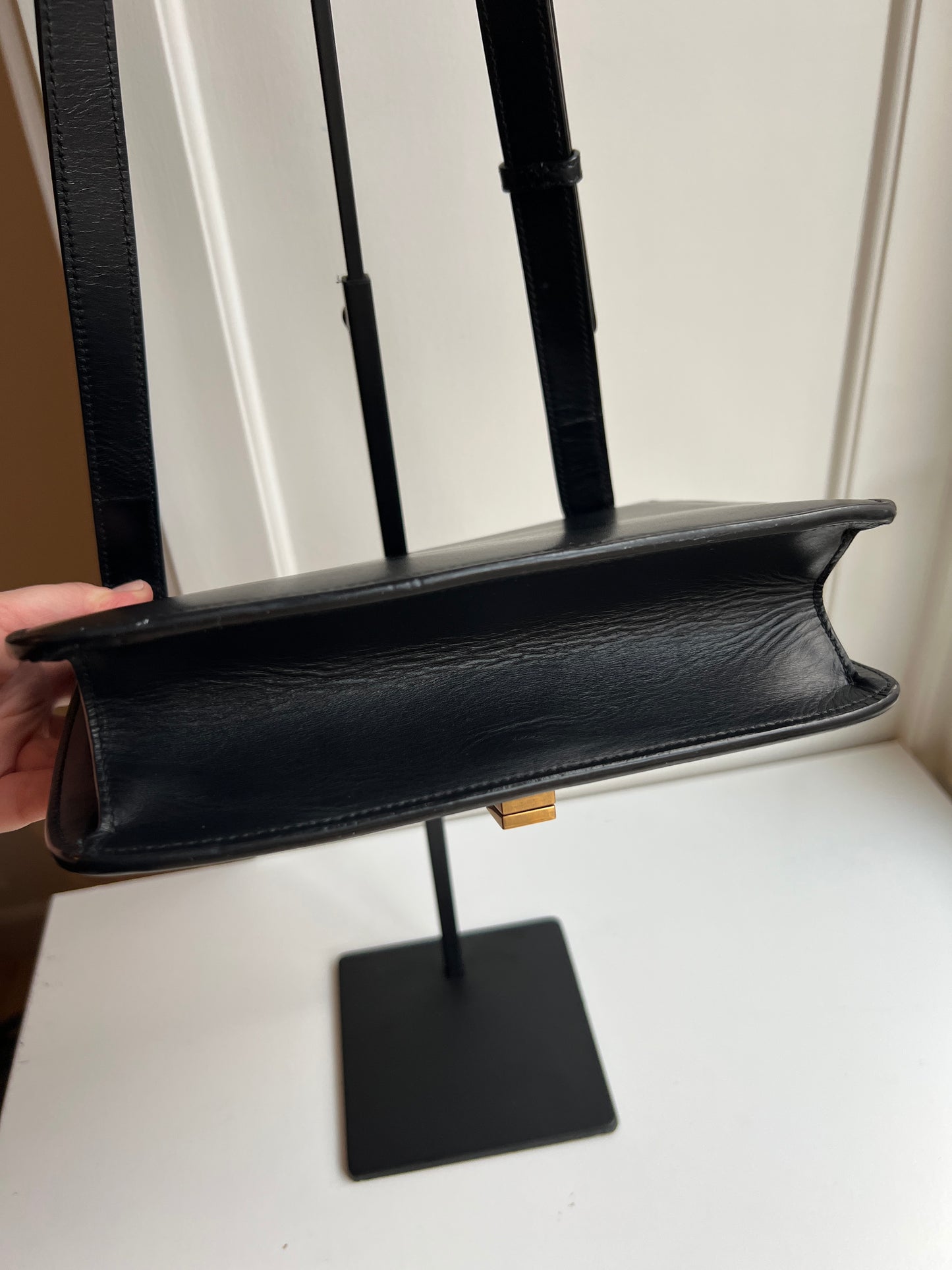 Saint Laurent Carre