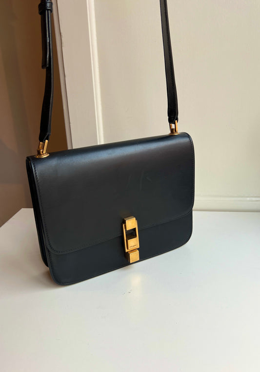 Saint Laurent Carre