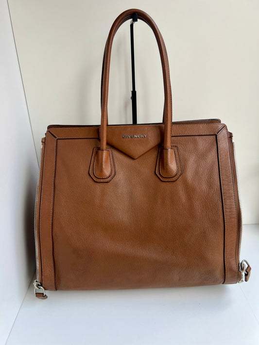 Givenchy Antigona Tote Bag