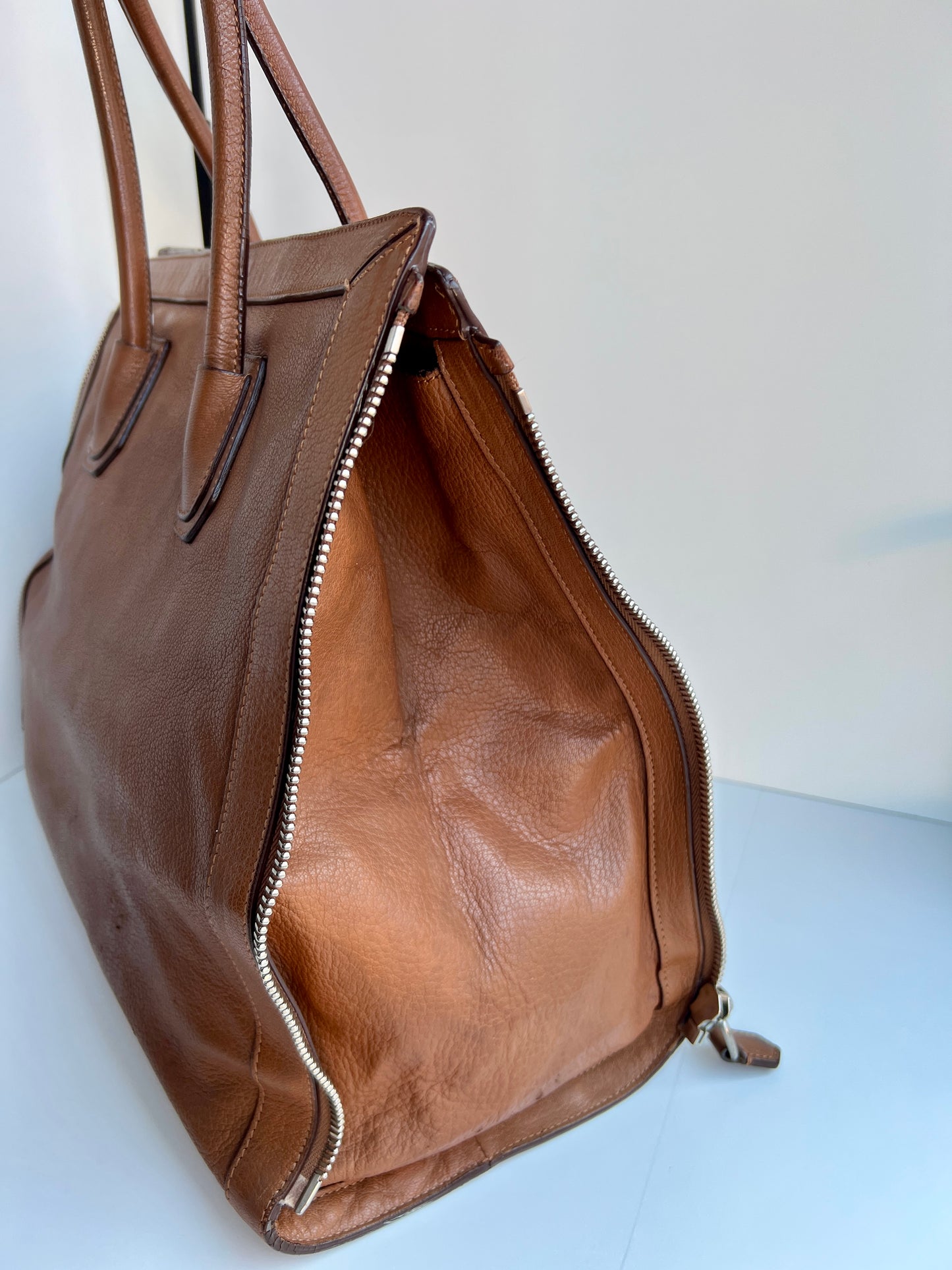 Givenchy Antigona Tote Bag